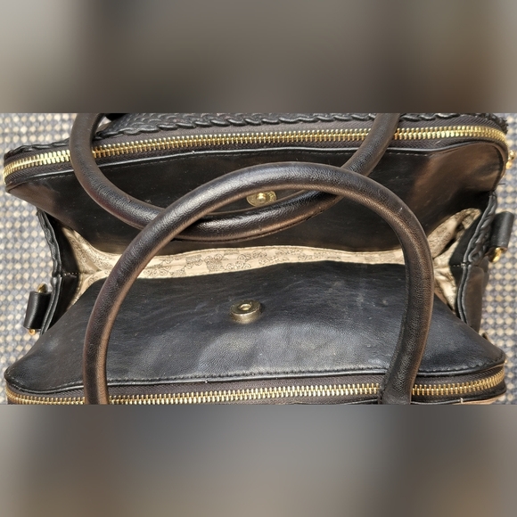 Just Fab purse. - Picture 6 of 15